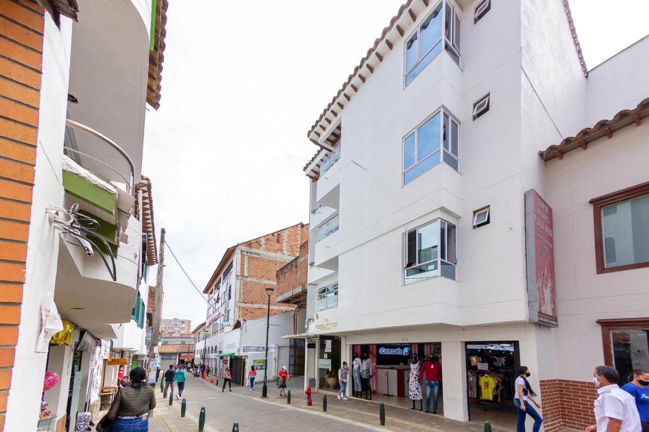 Hotel Gutier Rionegro Extérieur photo